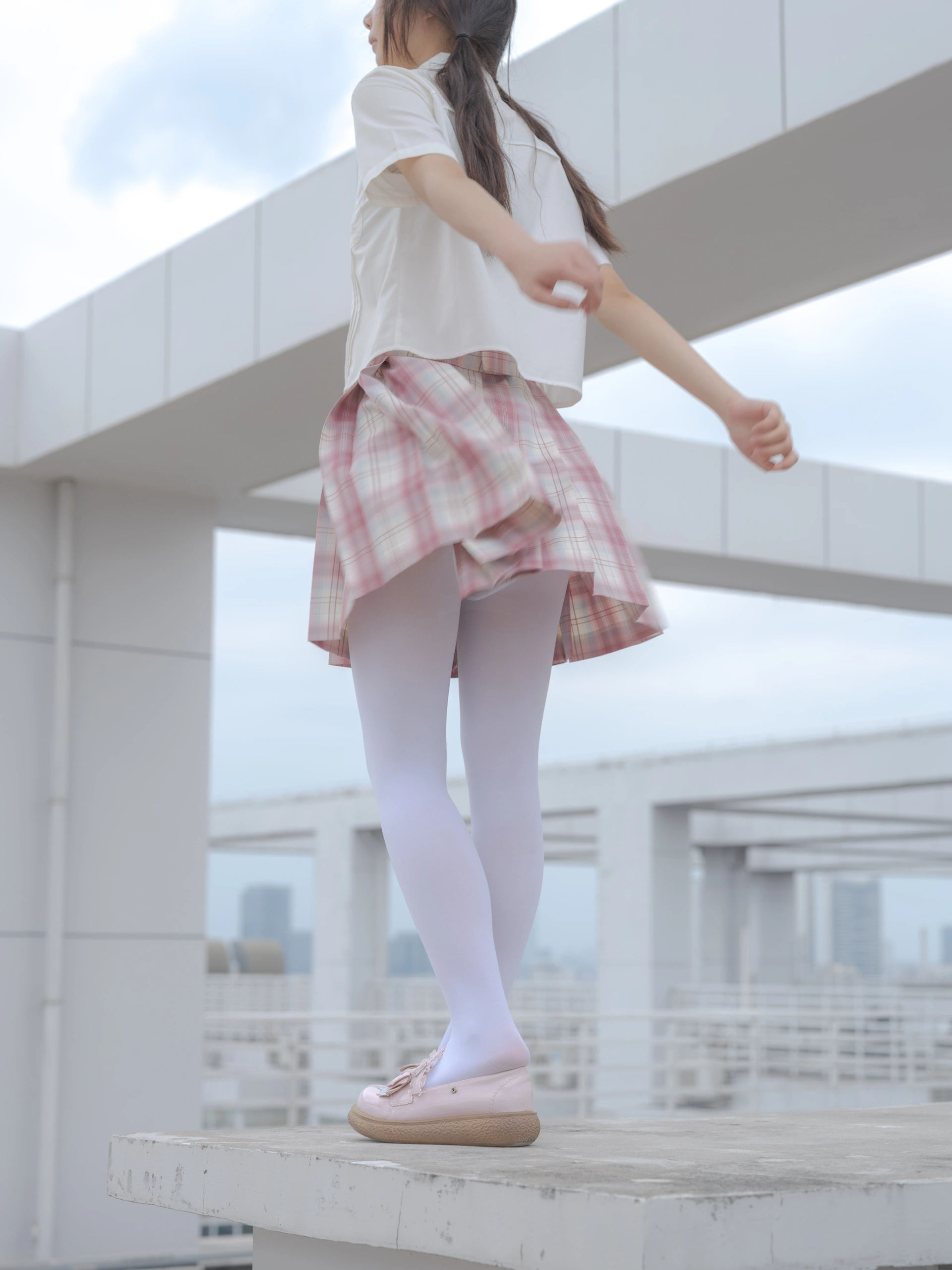 森萝财团写真 – 小圆 试拍 JKJK格子裙插图5
